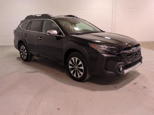 Crystal Black Silica 2024 Subaru Outback Touring XT