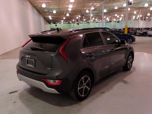 2023 Kia Niro EX
