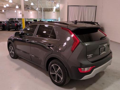 2023 Kia Niro EX