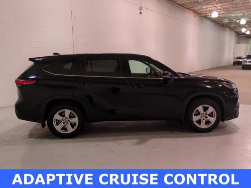 2022 Toyota Highlander L