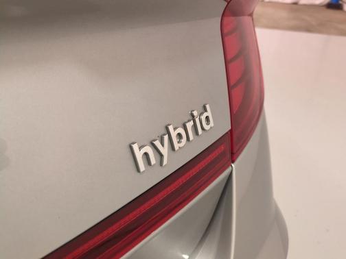 Silver 2023 Hyundai SONATA Hybrid Limited