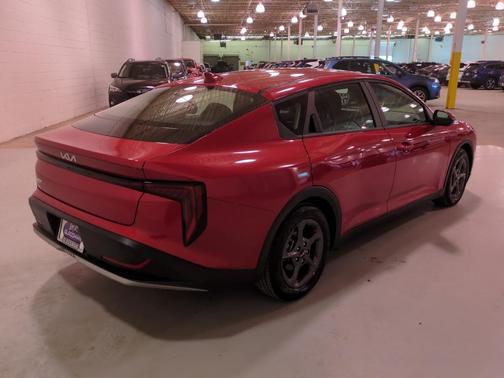 2025 Kia K4