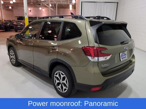 Autumn Green Metallic 2024 Subaru Forester Premium