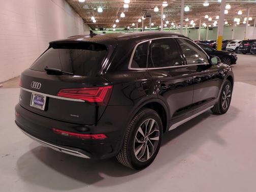 2021 Audi Q5 45 Prestige