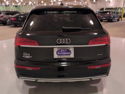 2021 Audi Q5 45 Prestige