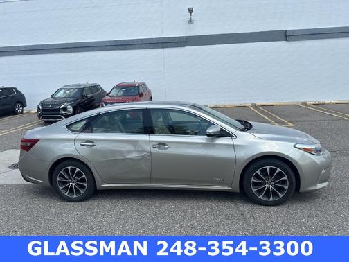 2016 Toyota Avalon Hybrid XLE Premium