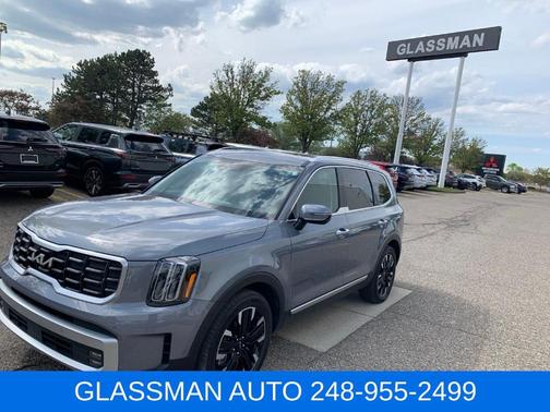 Everlasting Silver 2024 Kia Telluride SX