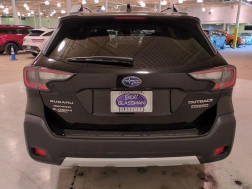 Crystal Black Silica 2024 Subaru Outback Touring