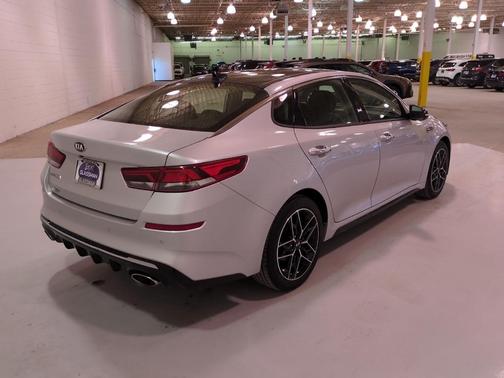 2020 Kia Optima SE