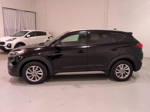 2017 Hyundai TUCSON SE Plus