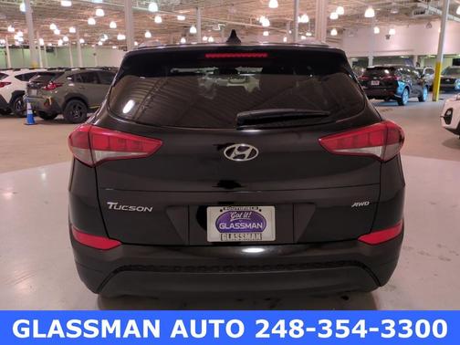 2017 Hyundai TUCSON SE Plus
