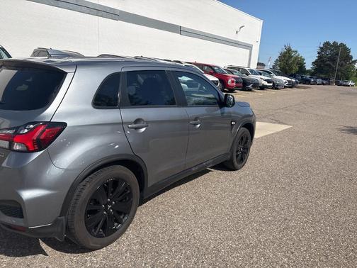2022 Mitsubishi Outlander Sport 2.0 LE