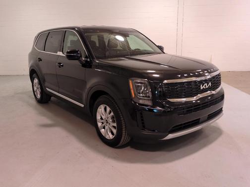 2022 Kia Telluride LX