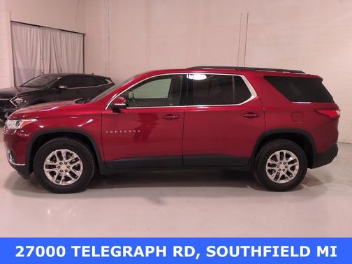 2021 Chevrolet Traverse LT Cloth