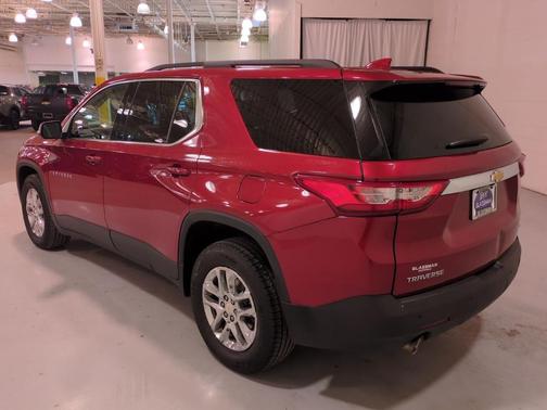 2021 Chevrolet Traverse LT Cloth