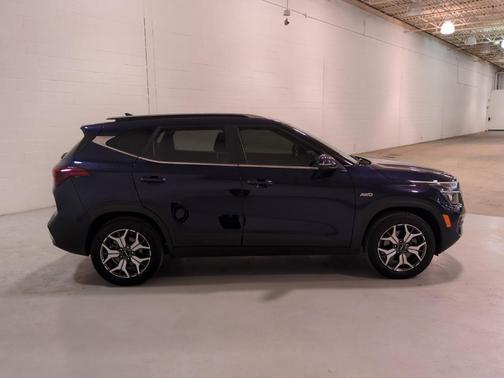 2023 Kia Seltos EX