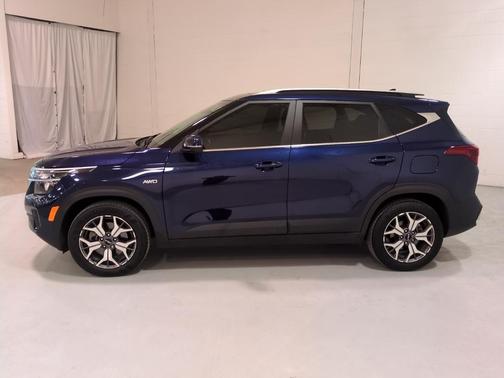 2023 Kia Seltos EX