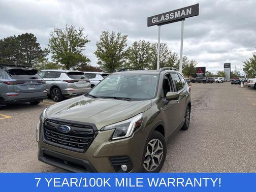 Autumn Green Metallic 2023 Subaru Forester Premium