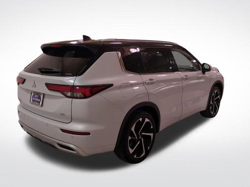 2024 Mitsubishi Outlander SEL