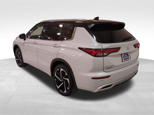 2024 Mitsubishi Outlander SEL