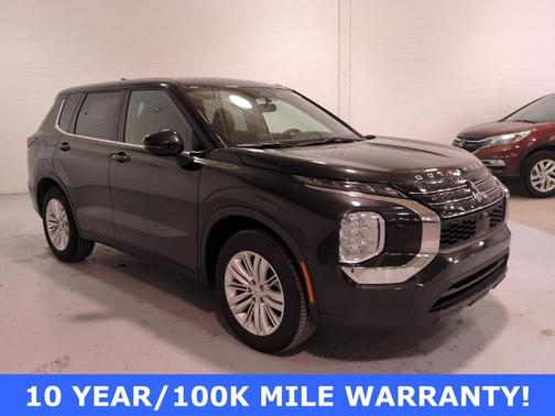 2024 Mitsubishi Outlander ES