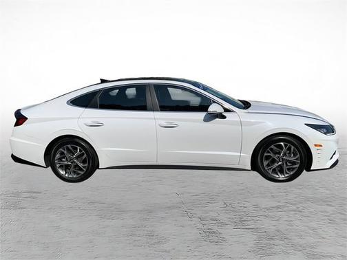 White 2023 Hyundai SONATA SEL