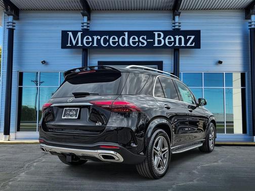 Black 2026 Mercedes-Benz GLE 450 4MATIC
