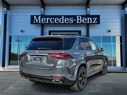 190 2026 Mercedes-Benz GLE 450 4MATIC