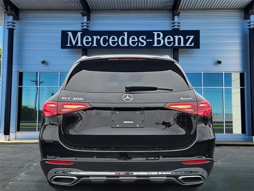 2026 Mercedes-Benz GLC 300 4MATIC