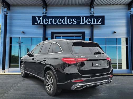 Black 2026 Mercedes-Benz GLC 300 4MATIC