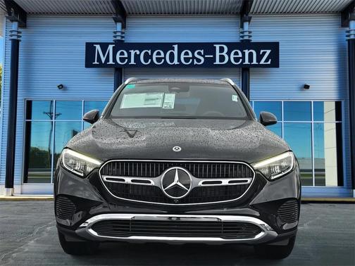 2026 Mercedes-Benz GLC 300 4MATIC