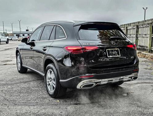 2026 Mercedes-Benz GLC 300 4MATIC