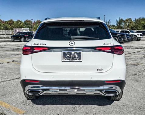 2026 Mercedes-Benz GLC 300 4MATIC