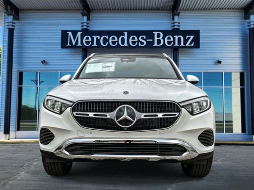 Polar White 2026 Mercedes-Benz GLC 300 4MATIC