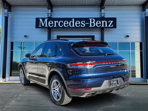 2021 Porsche Macan Base