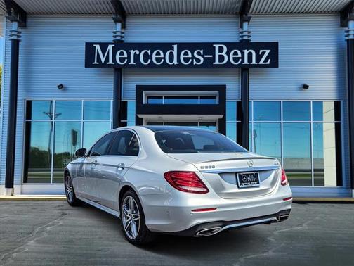 2018 Mercedes-Benz E-Class 4MATIC