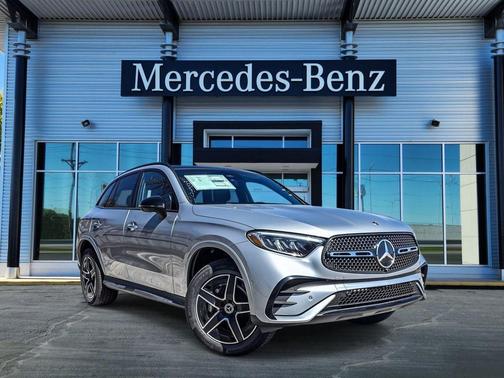 Cirrus Silver 2026 Mercedes-Benz GLC 300 4MATIC