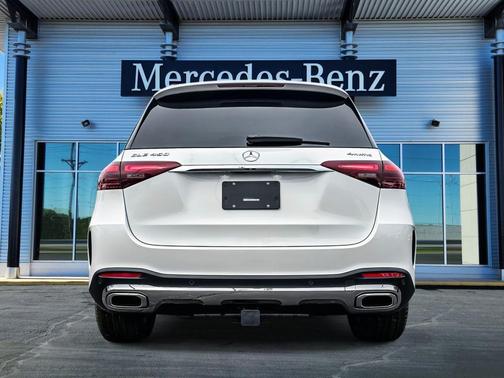 2026 Mercedes-Benz GLE 450 4MATIC