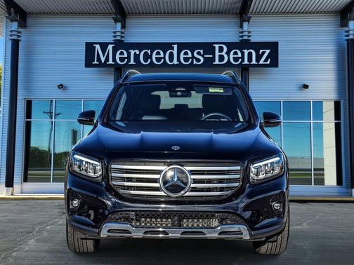 696-101 2026 Mercedes-Benz GLB 250 4MATIC