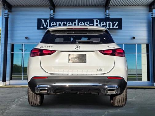 2025 Mercedes-Benz GLA 250 4MATIC