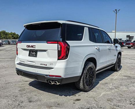 2025 GMC Yukon 4WD AT4