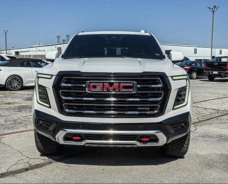 2025 GMC Yukon 4WD AT4