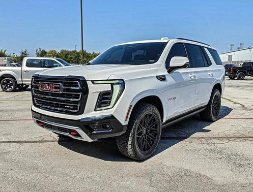 2025 GMC Yukon 4WD AT4