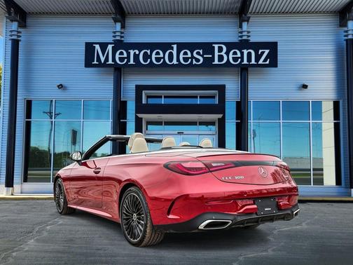 MANUFAKTUR Patagonia Red 2026 Mercedes-Benz CLE 300 4MATIC Cabriolet