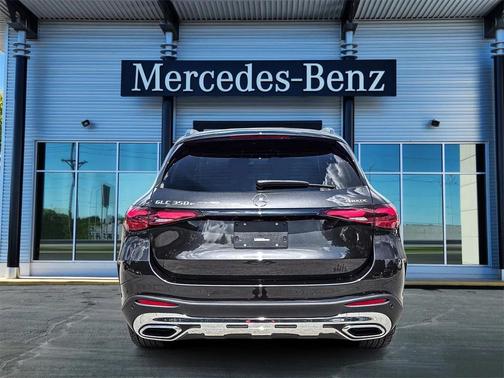 2025 Mercedes-Benz GLC 350e Base