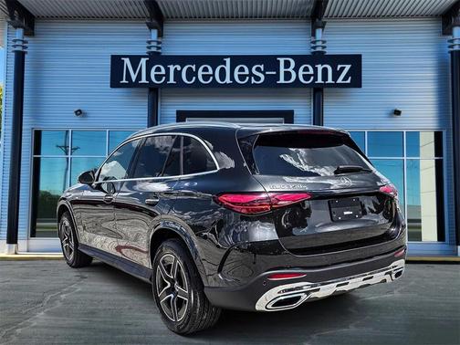 2025 Mercedes-Benz GLC 350e Base