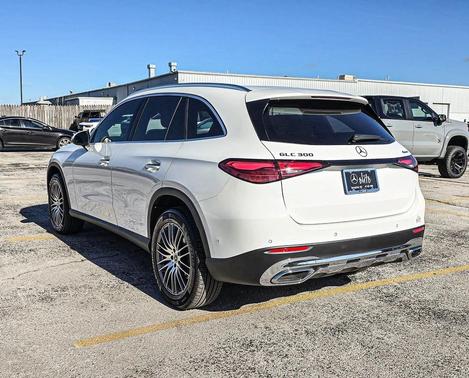 2025 Mercedes-Benz GLC 300 4MATIC