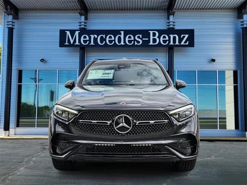 2026 Mercedes-Benz GLC 300 4MATIC