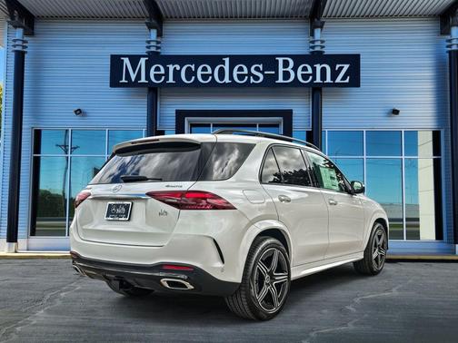 Polar White 2026 Mercedes-Benz GLE 350 4MATIC
