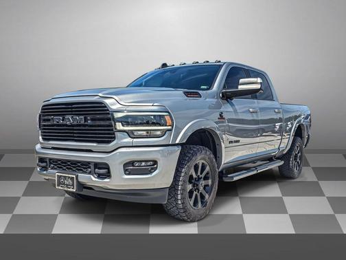 Billet Silver Metallic Clearcoat 2022 RAM 2500 Laramie Crew Cab 4x4 6'4' Box